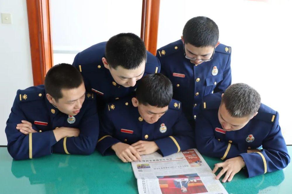 云南美味小吃--米灌肠